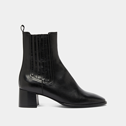 Bottines &agrave; fronces in black leather | dingo