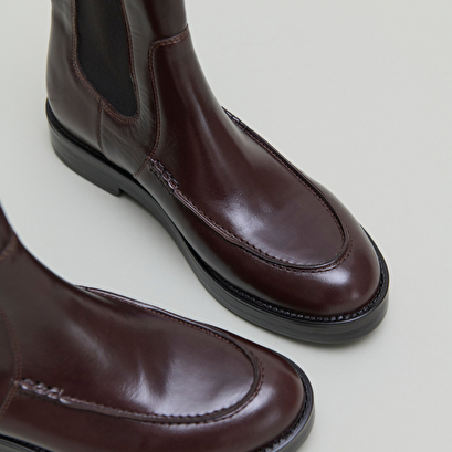 Boots &agrave; &eacute;lastiques in dark brown leather | allan