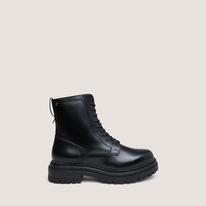 Boots &agrave; lacets et semelles crant&eacute;es in black leather | adalice