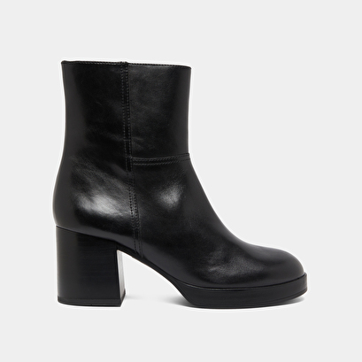 Bottines &agrave; talons flare in black leather | anelle