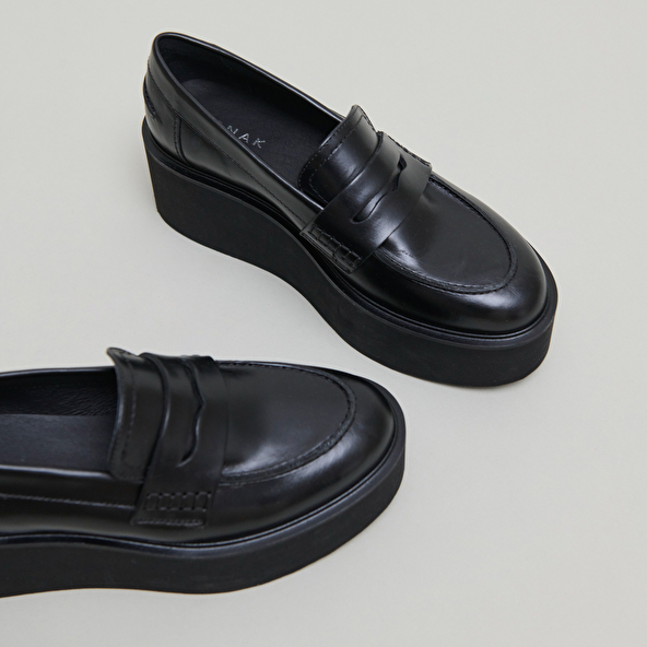 Mocassins compensés in black leather | ANJA