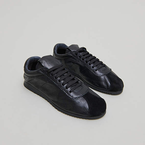 Lace-up sneakers in black suede and black leather | DABON