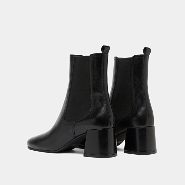 Bottines à talons et élastiques in black leather | DENON