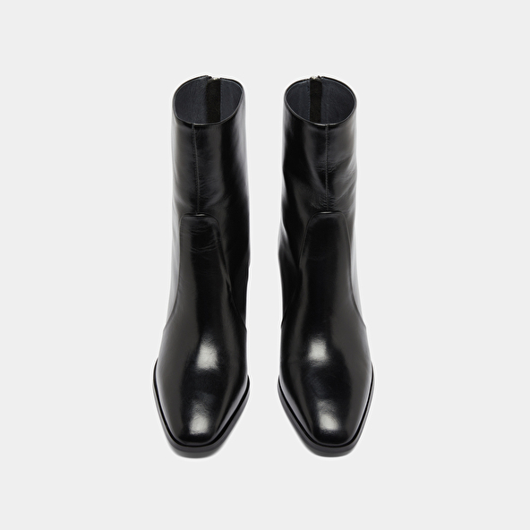 Bottines avec fermeture éclair arrière in black leather | DETRAS