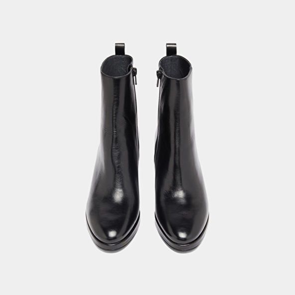 Ankle boots with heels in black leather | DIBRINA