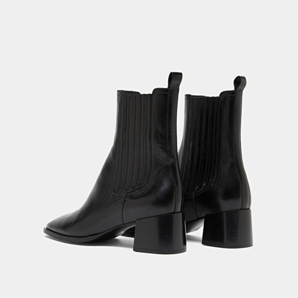 Bottines à fronces in black leather | DINGO