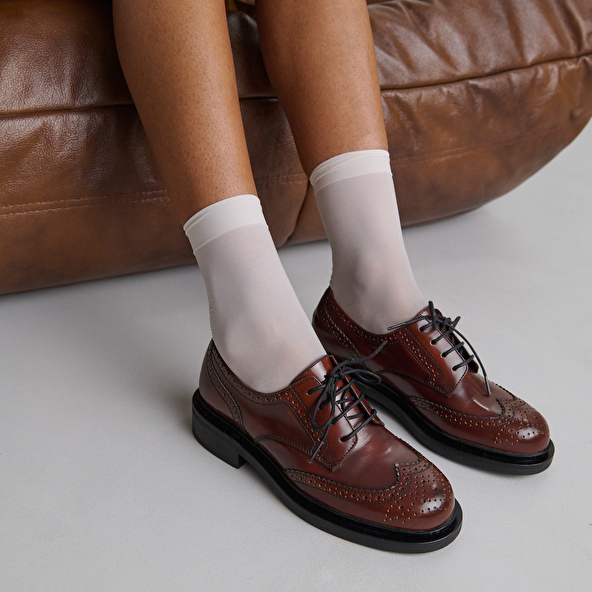 Derbies ajourées in brown glazed leather | DUERMO