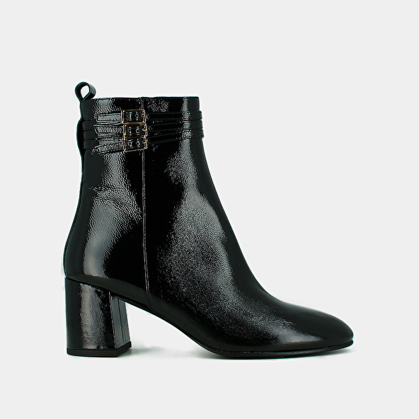Bottines détaillées de boucles in black pleated patent | DURANO
