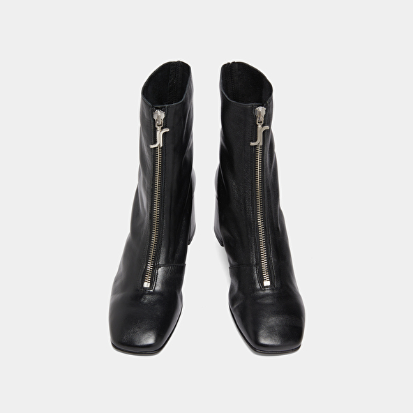 Bottines à fermetures éclairs avant in black leather | AMARYLLIS