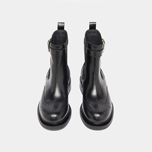 Boots à boucles in black leather | DOUBY