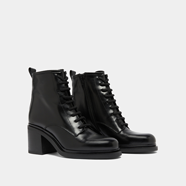 Boots à talons et à lacets in black leather | DUPLEX