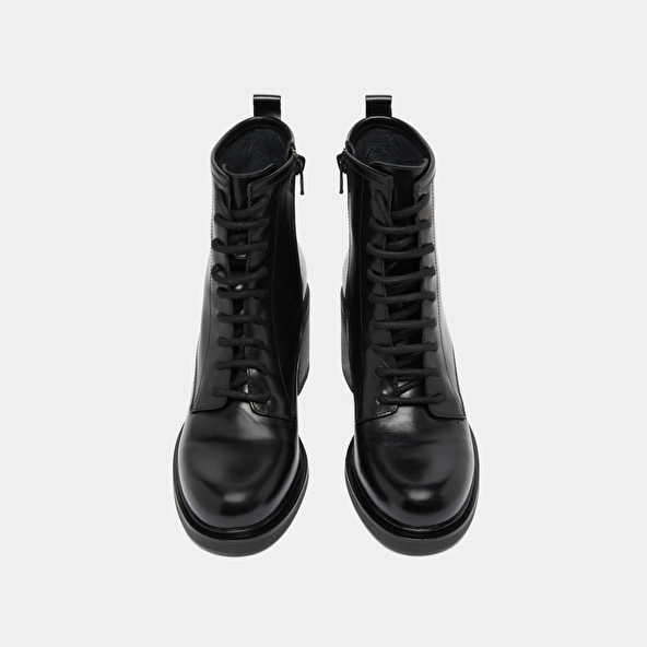 Boots à talons et à lacets in black leather | DUPLEX