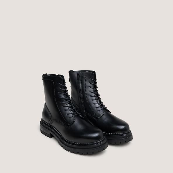 Boots à lacets et semelles crantées in black leather | ADALICE