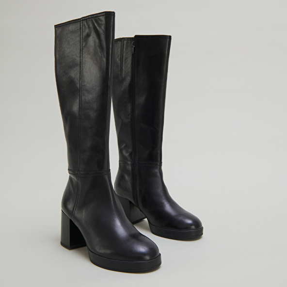 Bottes à talons in black leather | ANELIA