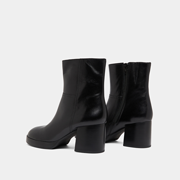 Bottines à talons flare in black leather | ANELLE