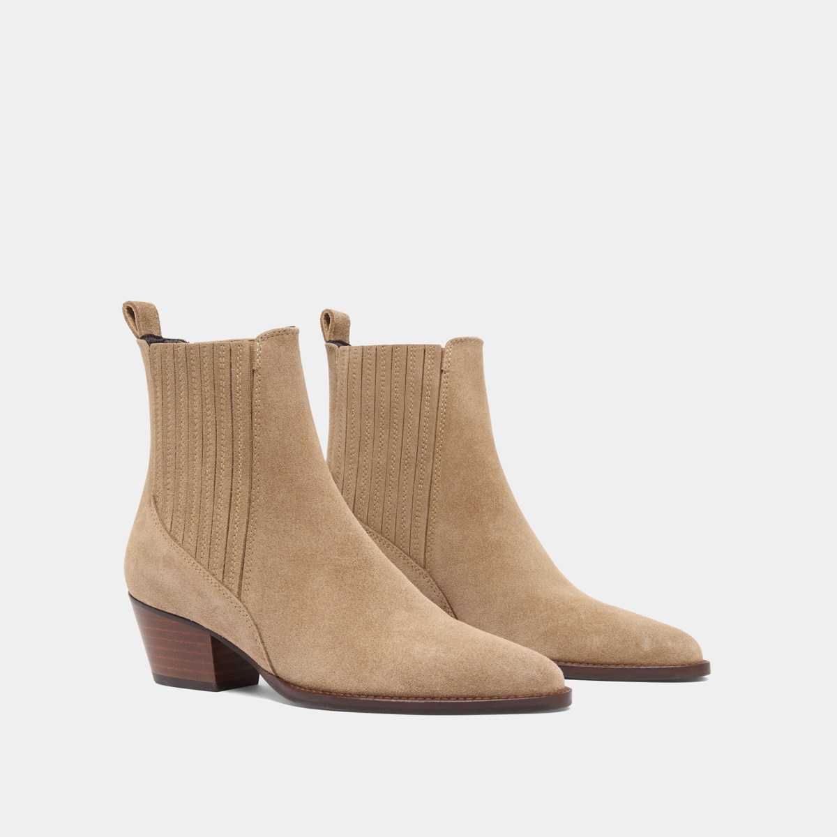 Boots &agrave; petits talons biseaut&eacute;s et &eacute;last... in taupe suede | BAILEY