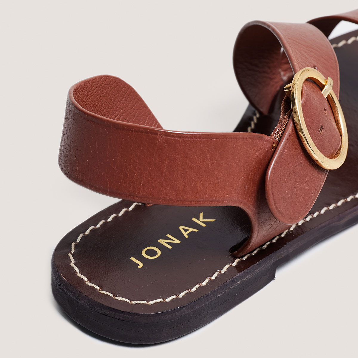 Sandals with wide straps and adjustable buckles in cognac leather | WELBI