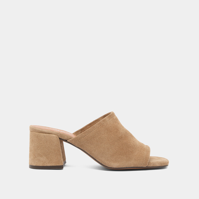 Mules with heels and open toes in taupe crust | butterfly