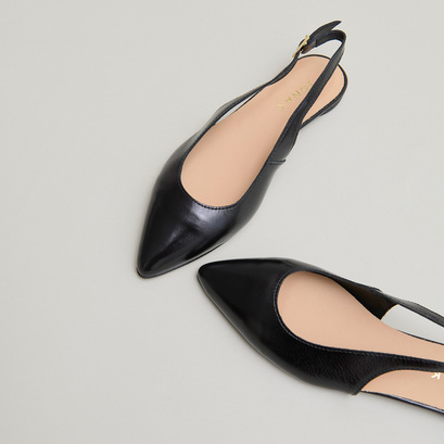 Slingback ballet flats in black pleated varnish | noa