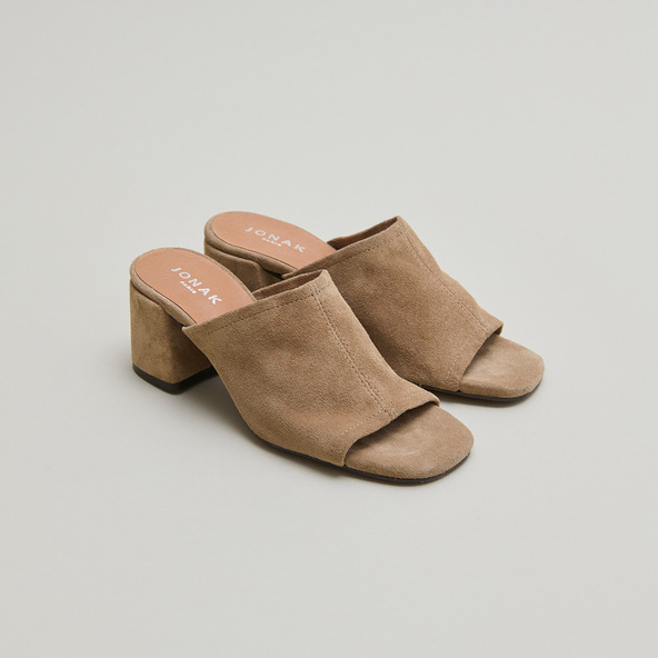 Mules with heels and open toes in taupe crust | BUTTERFLY