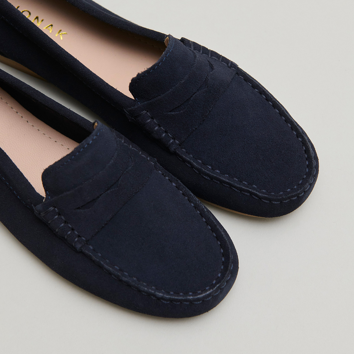 Loafers with topstitching in navy crust | GREG