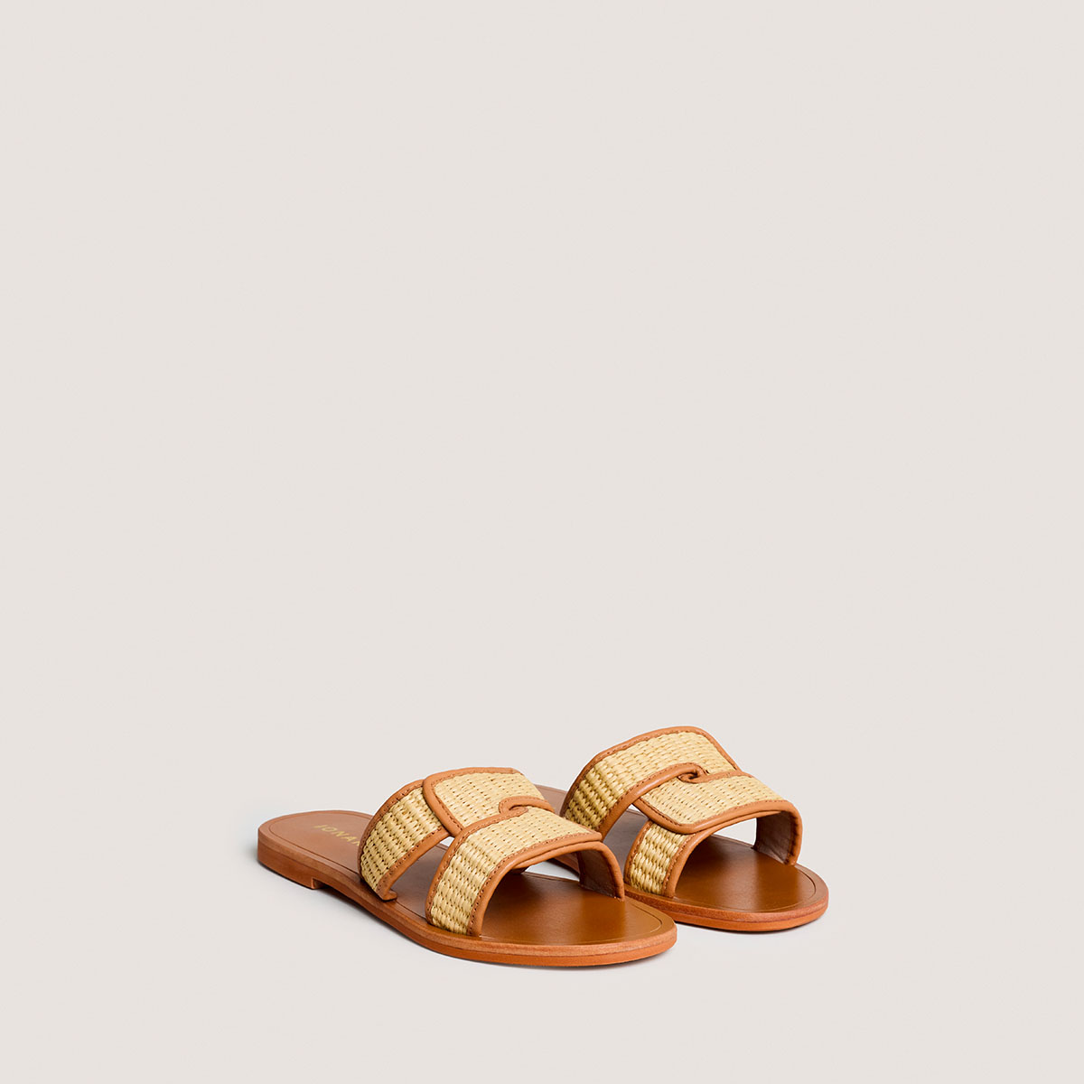 Plagettes with wide straps in beige raffia and camel leather | WAVA