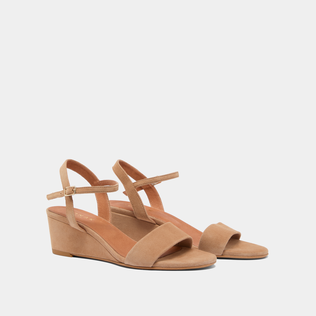 Wedge sandals in camel velvet | AGRUME