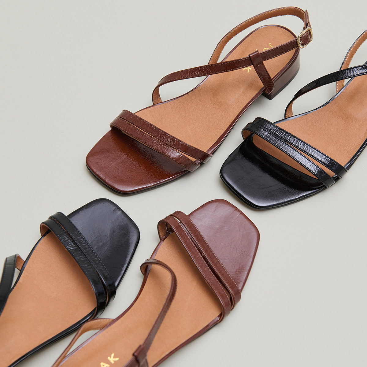 Sandals with small heels in dark brown shiny leather | ANAYA