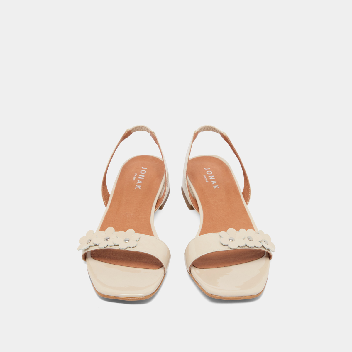 Flower sandals in ecru varnish | ANOUCHKA