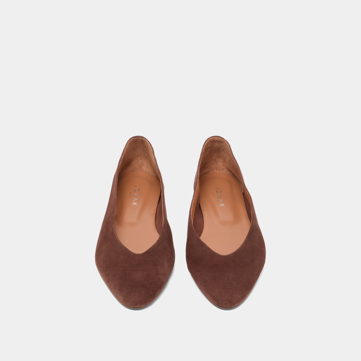 Pointed-toe ballet flats in dark brown velvet | DASSUS