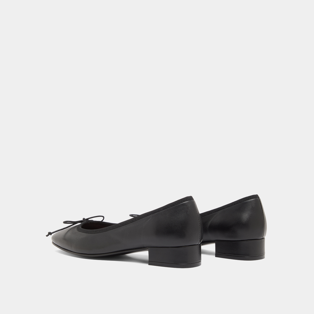 Heeled ballet flats in black leather | DADOU