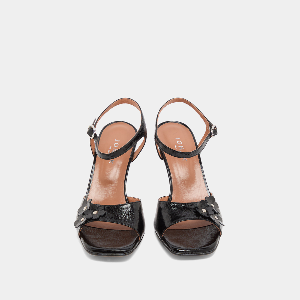 Heeled sandals with flowers in black shiny leather | VAVA