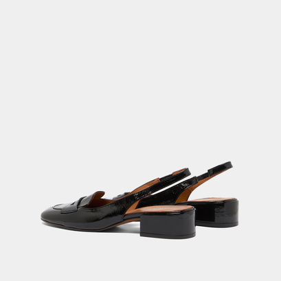 Flap slingbacks in black pleated varnish | bride