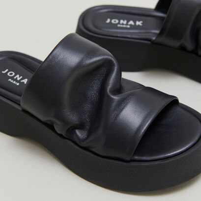 Platform mules in black leather | ERNEST