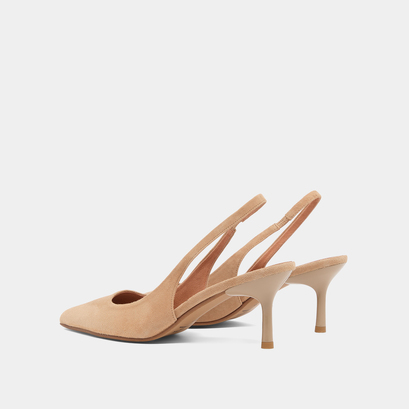 Pointed-toe pumps in camel velvet | diamantine