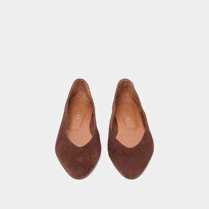Pointed-toe ballet flats in dark brown velvet | dassus