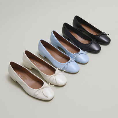 Heeled ballet flats in ecru leather | DADOU