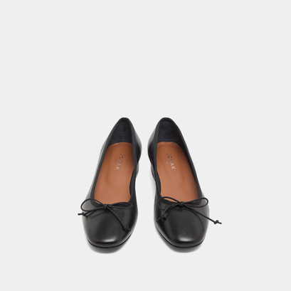 Heeled ballet flats in black leather | dadou