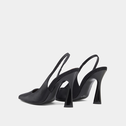 Pointed-toe slingbacks in black satin | dressy