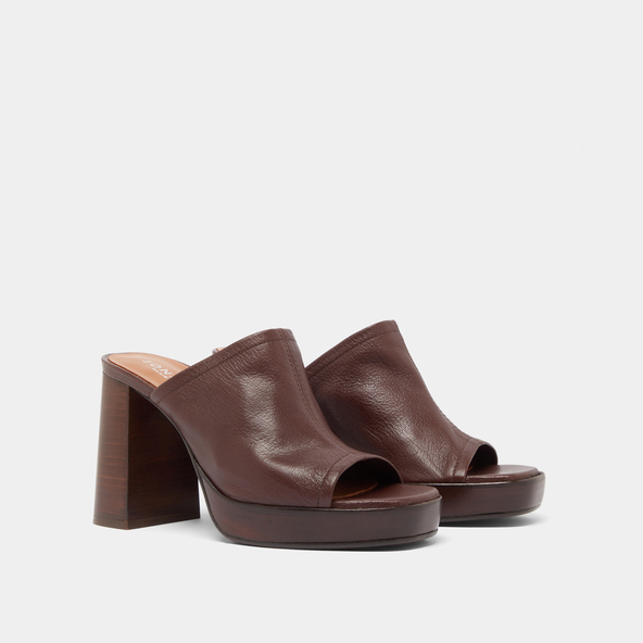 Heeled mules in brown leather | BAYA