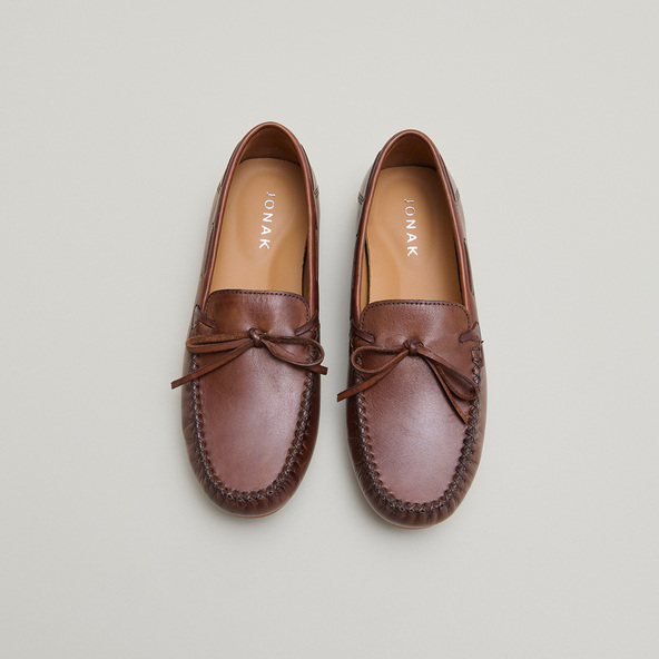Ruched loafers with laces in cognac leather | ANGELIQUE