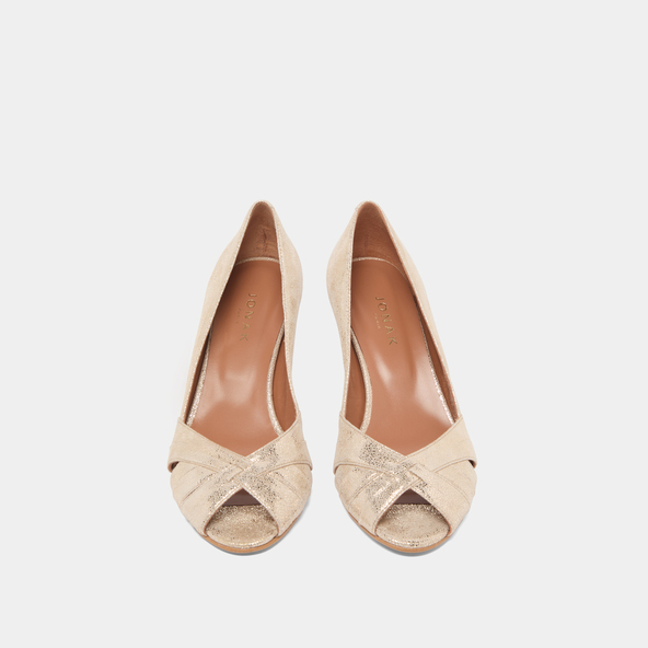 Low heeled pumps in platinum laminated velvet | DAMIENNE