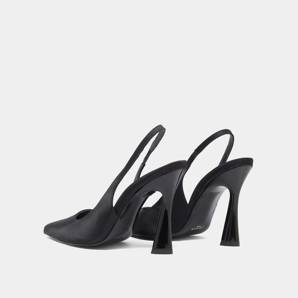 Pointed-toe slingbacks in black satin | DRESSY