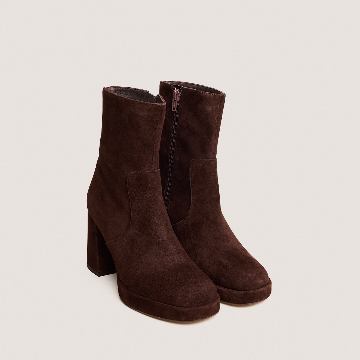 Heeled Ankle Boots with Square Toe in maroon velvet | VESNA
