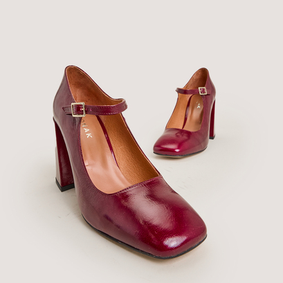 Square toe mary jane in marroon shiny leather | valeria
