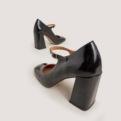 Square toe mary jane in black shiny leather | valeria