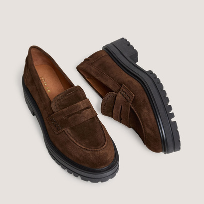 Loafers with serrated sole in brown suede | alfi