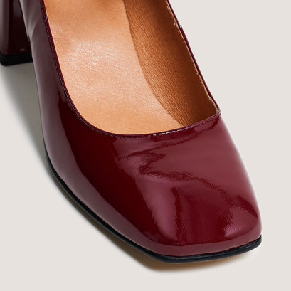 Mary jane with square heels in burgundy vernish| alienor