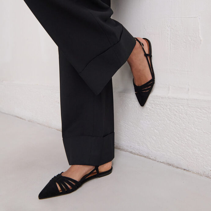 Pointed-toe open-toe ballet flats in black velvet | delicatesse