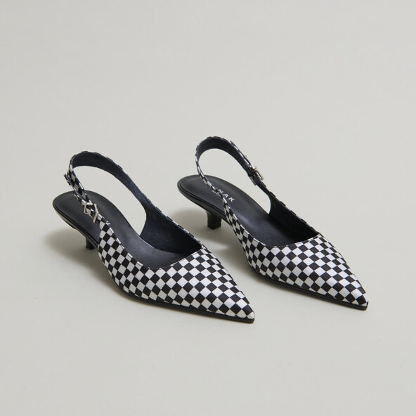 Heeled pumps with adjustable buckles in black and white textile | DOUALA